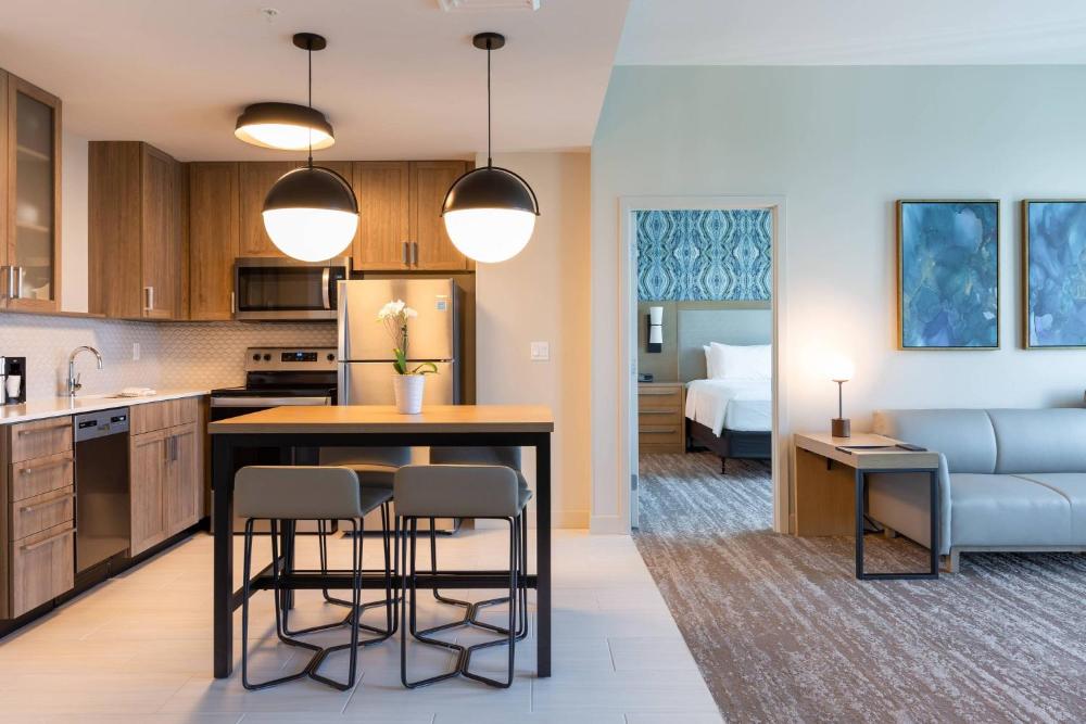 Two-Bedroom King Suite - Mobility Accessible with Tub interior